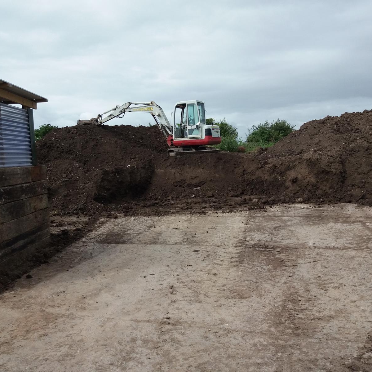 Lympsham Landscapes Topsoil Gallery